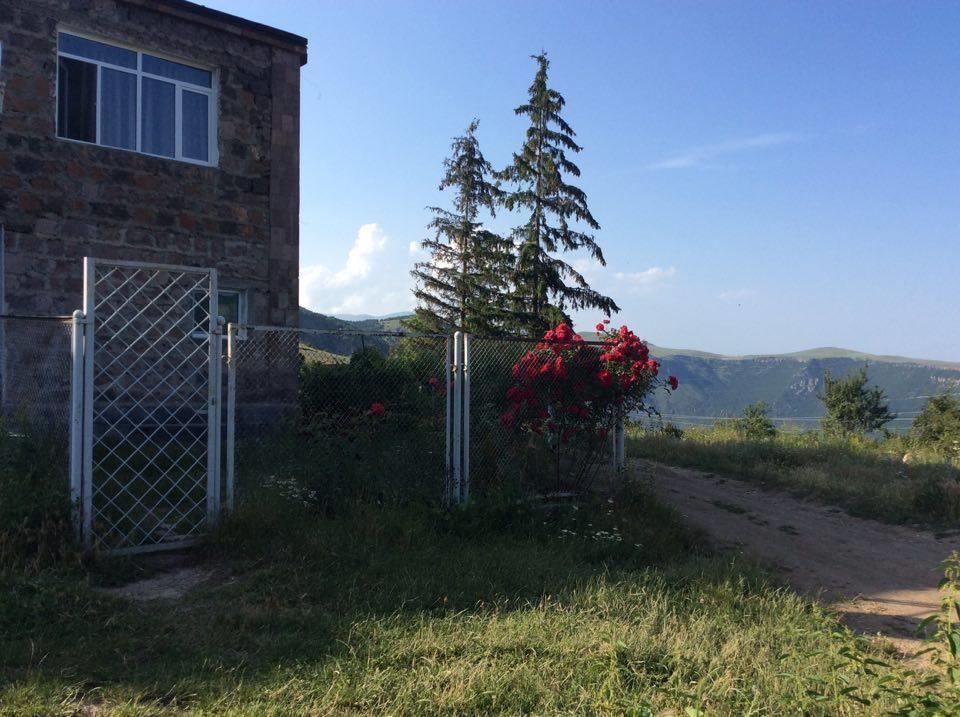 Bed And Breakfast John And Lena Tatev Esterno foto