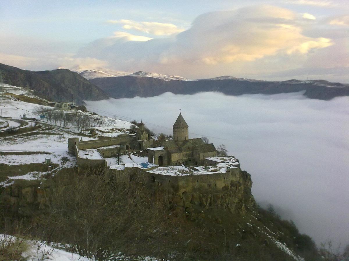 Bed And Breakfast John And Lena Tatev Esterno foto